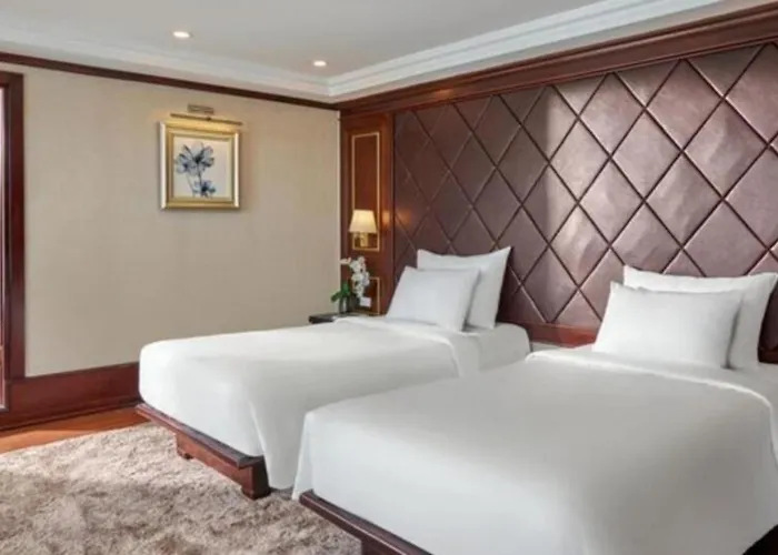 Lan Ha Lotus Cruise 4* Ha Long