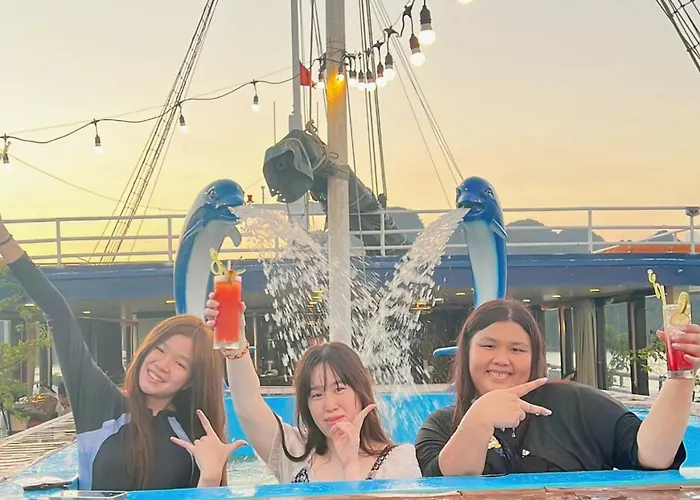  Lan Ha Lotus Cruise Ha Long