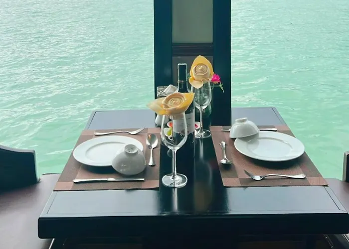 Lan Ha Lotus Cruise Ha Long