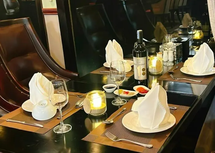  Lan Ha Lotus Cruise